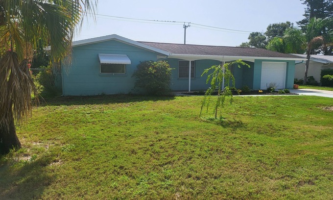 Southgate House | Quiet family home located centrally to beaches and downtown Sarasota