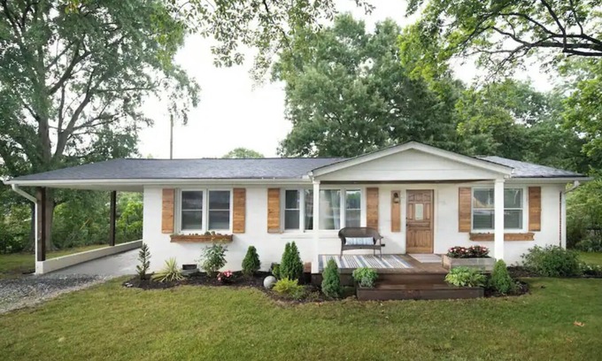 Fountain Inn House | Quiet Pet Friendly Home