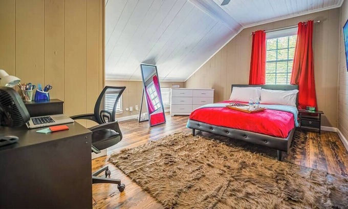 Cabbagetown House | Quiet, Prime, Hip, Location by ATL Beltline Trail