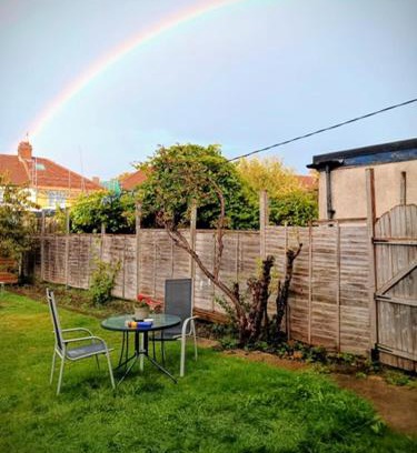 Crofton Park Bed & Breakfast | Quiet room