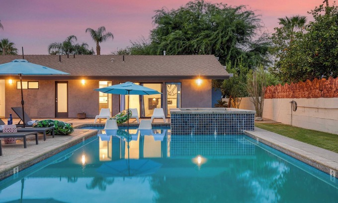 La Quinta Cottage | Quinta Green by Avantstay Modern Home w/Pool, Spa & Golf Course!