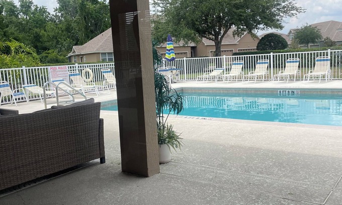 Nichols House | Quit, Cozy and comfy room, located in S Lakeland, between Orlando and Tampa