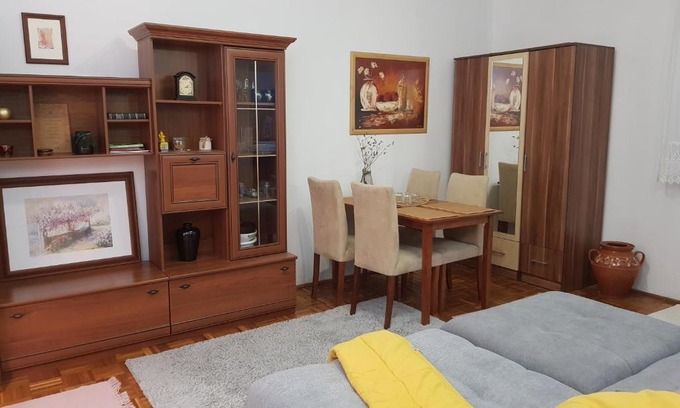 Kecskemet Apartment | Rávágy Apartman
