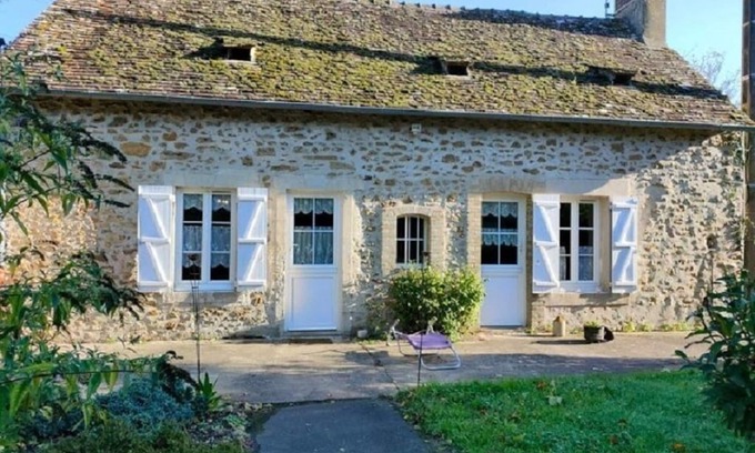 Champagne Cottage | "Rêves de Gamins", Country cottage "La Camusière" near the European pole and 24h