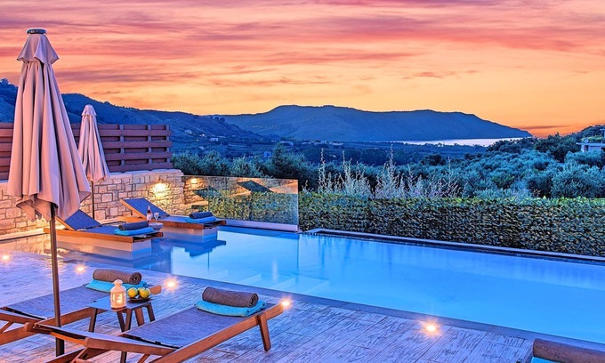 Kavallos Villa | R 1352 Minoas Grand Villa