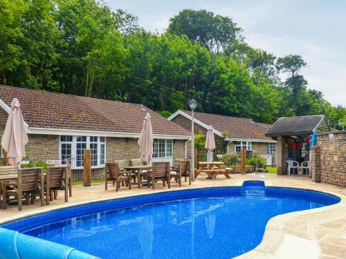 Looe House | Rabbits Warren