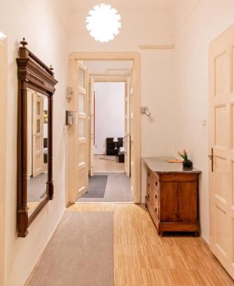 Belso-Ferencvaros Apartment | Raday Prime Exclusive Budapest