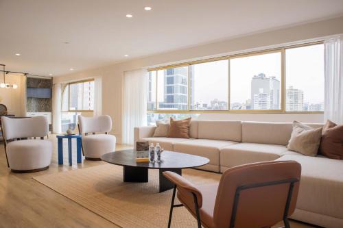 Reducto Apartment | Radiant 3BR with Great Deco in Miraflores