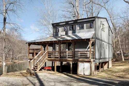 Great Cacapon House | Radiant Riverfront Cabin Sanctuary near Cacapon River in West Virginia