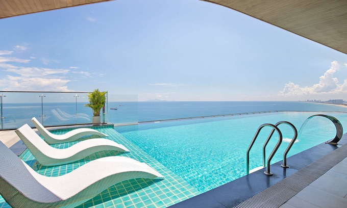 Son Tra Hotel | Radisson Hotel Danang
