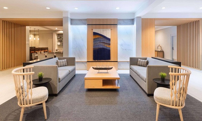 Donelson Hotel | Radisson Hotel Nashville Airport