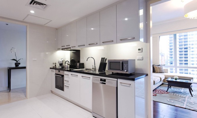 San Lorenzo Hotel | Raffles Makati