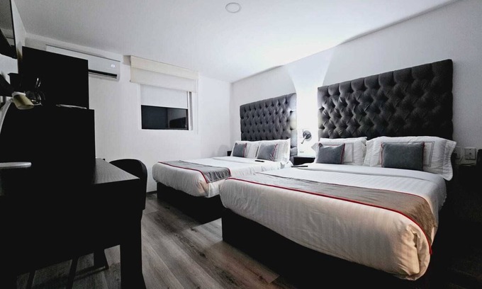 Colonia Cuauhtemoc Hotel | Ragibe 215