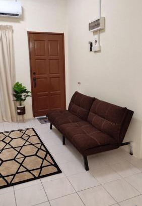 Kajang House | Raiannas Homestay