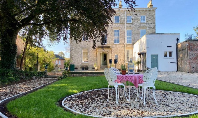 York Apartment | Railway House York by Chateau Anna