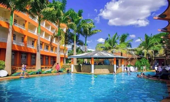 Ruiru Hotel | Rainbow Ruiru Resort