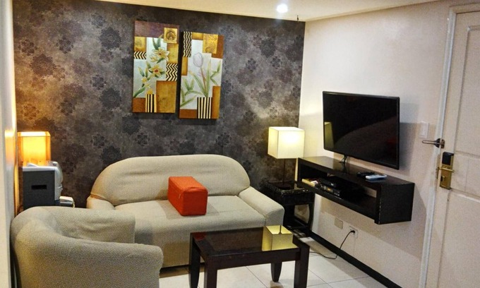 669 Ermita Hotel | Ralph Anthony Suites