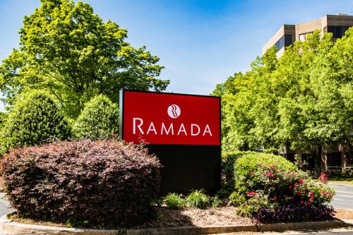 Gainesville Hotel | Ramada by Wyndham Gainesville