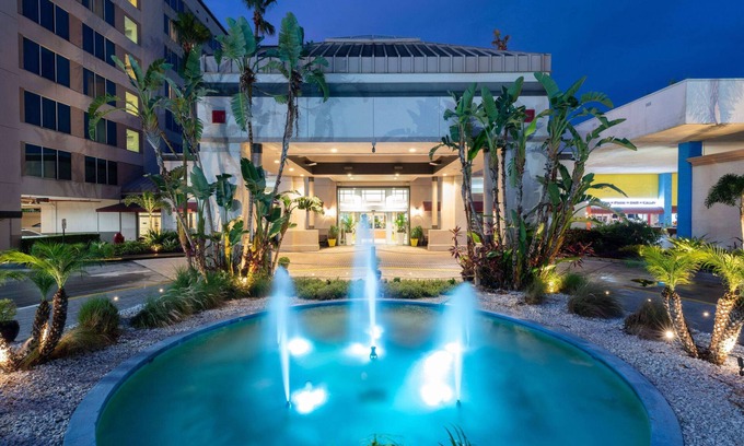 West Kissimmee Hotel | Ramada by Wyndham Kissimmee Gateway