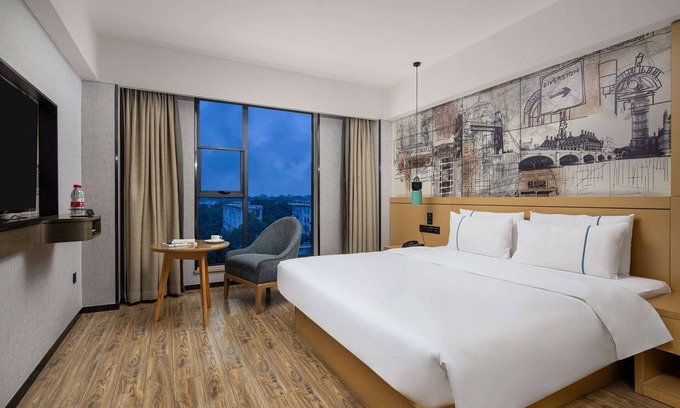 Xiangshan Hotel | Ramada Encore by Wyndham Guilin Wanfu