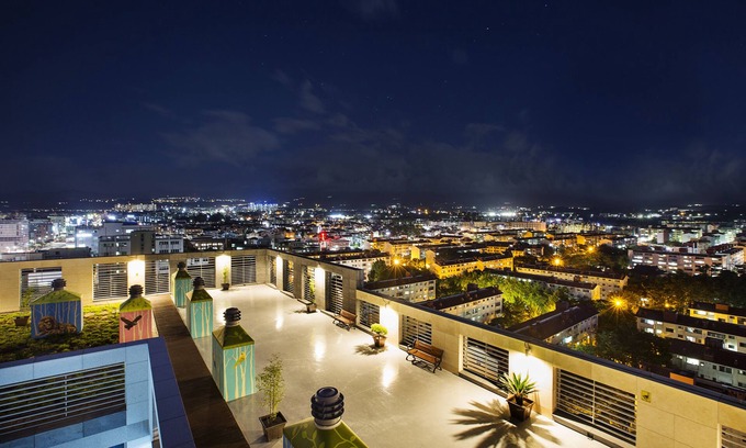 Downtown Hotel | Ramada Jeju City Hall