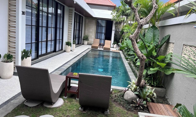 Sunset Road Hotel | Ranala Coliving