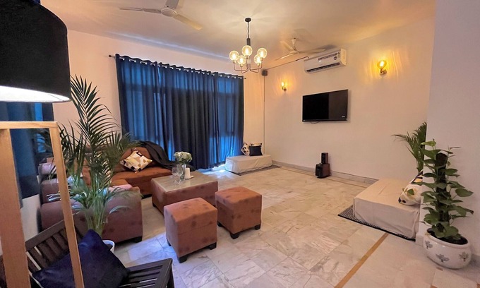 Greater Noida House | Rangoon by Grehstay 2BHK Independent House near Expo Mart