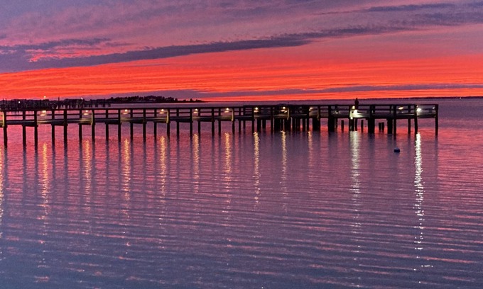 Navarre Beach Condo | Rare find! Romantic condo for 2! On Gulf Islands National Seashore-Fishing pier