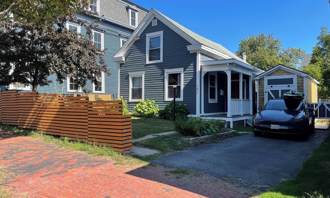 East End House | Rare Single Family Home in Munjoy Hill Neighborhood