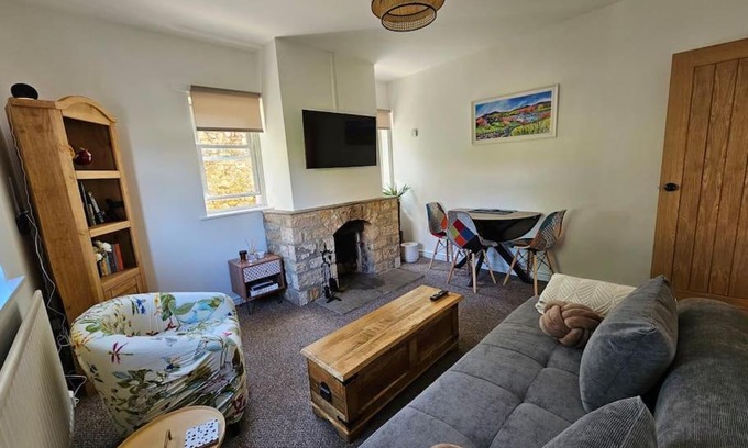 East Layton House | Ravensworth Cottage