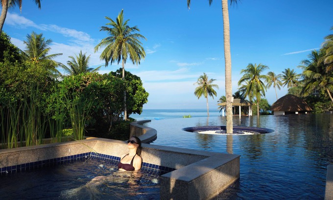 Ko Lanta Hotel | Rawi Warin Resort and Spa