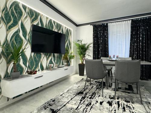 Sector 5 Apartment | RBG Apartament II