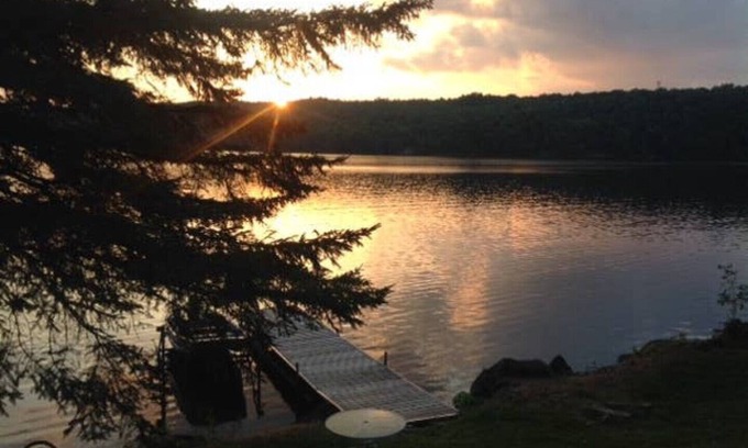 Rideau Lakes Cottage | Rebecca's Waterfront Cottage Westport Ontario