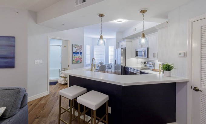 Redevelopment Area Condo | Recently renovated, fabulous condo! W/ plaza views this is luxury at its finest