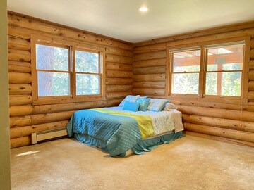 Ponderosa Palisades House | Recreation Dream - Beautiful Mountain Home on National Forest Trails