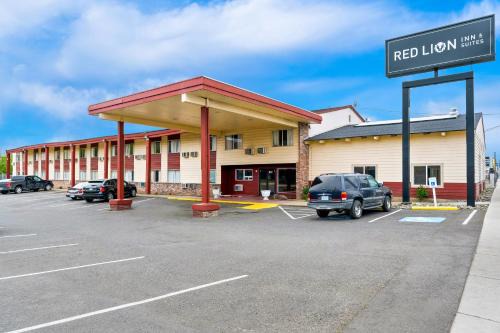 Yakima Hotel | Red Lion Inn & Suites Yakima