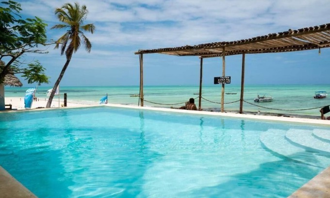 Jambiani Cabin | Red Monkey Beach Lodge