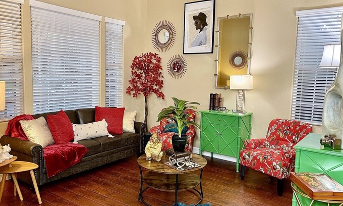 Riverside House | Red Poppy's Luxury Getaway