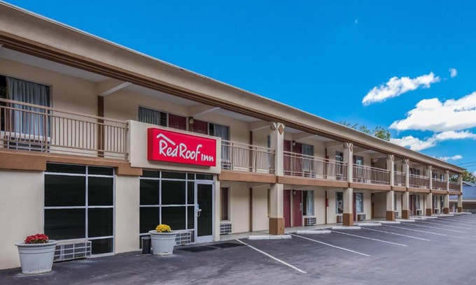 Caryville Hotel | Red Roof Inn Caryville