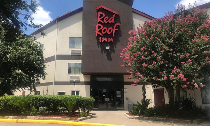 US 290 Hotel | Red Roof Inn Houston Brookhollow