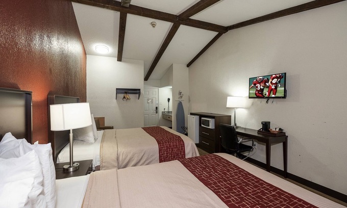 Witmer Hotel | Red Roof Inn Lancaster - Strasburg