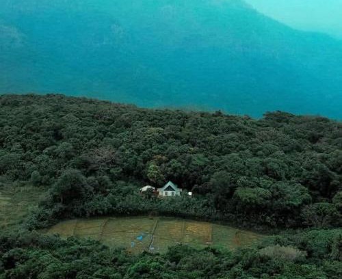 Ukuwela Ski Chalet | Redbana village