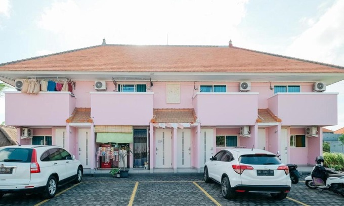 Bukit Hotel | RedDoorz at Kawaii Apartment Jimbaran