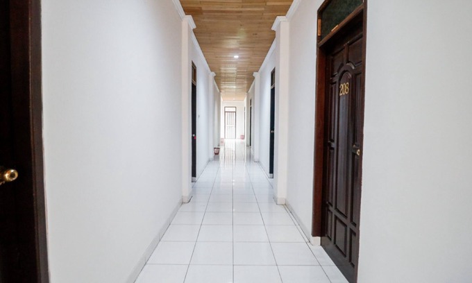Bandar Lampung Hotel | RedDoorz @ Jalan Diponegoro Lampung