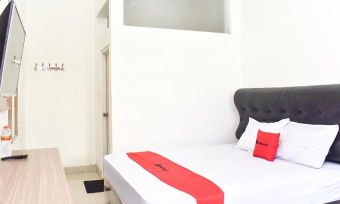 Wonosobo Hotel | RedDoorz near Alun Alun Wonosobo