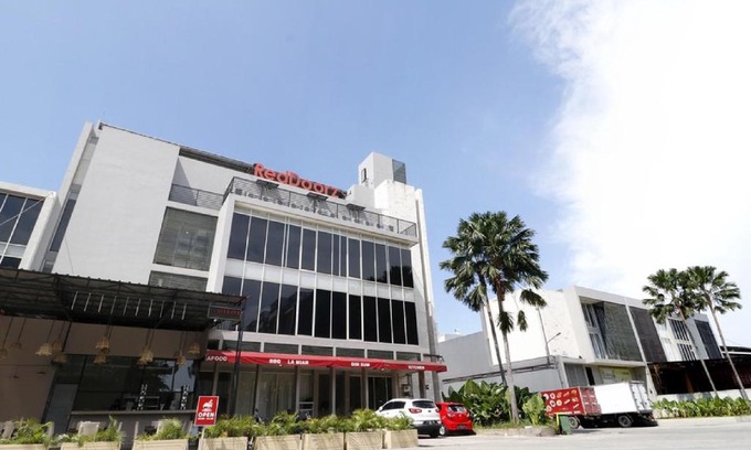 Jakarta Hotel | RedDoorz Plus @ Kapuk Business Park