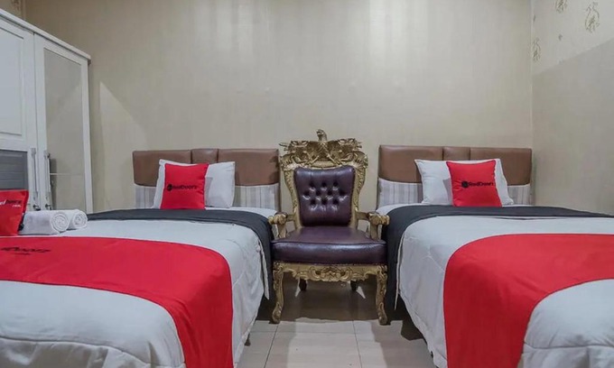 Jambi Hotel | RedDoorz Syariah at Jalan Ahmad Yani Jambi