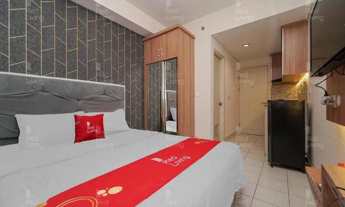 Bekasi Hotel | RedLiving Apartemen Patra Land Urbano - Kamarku Tower Mid-West