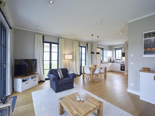 Kreptitz House | Reetland am Meer - Superior Reetdachvilla mit 2 Schlafzimmern F03