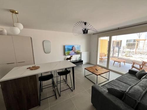 Annecy Apartment | Refuge En Ville - Appart Cosy avec Garage